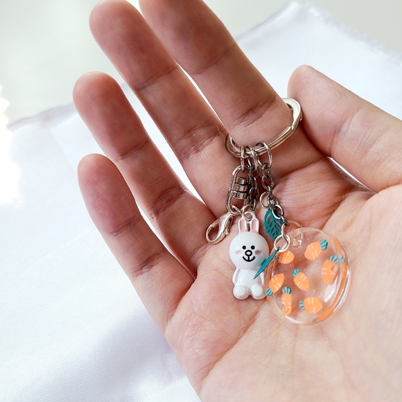 Bunny rabbit carrots charm keychain bead keyring y2k cute leaf - Picture 3 of 4
